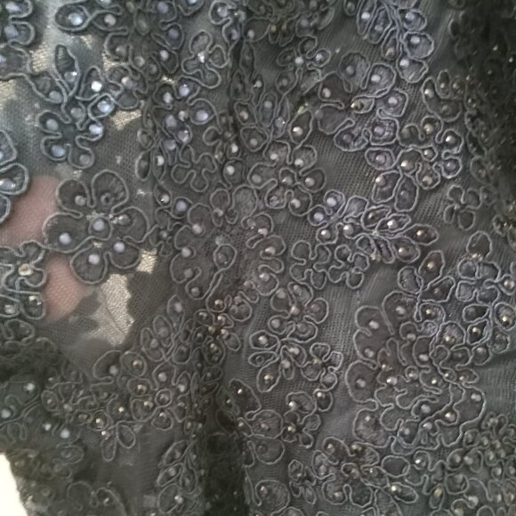 Mother of the bride dress. - Picture 3 of 5